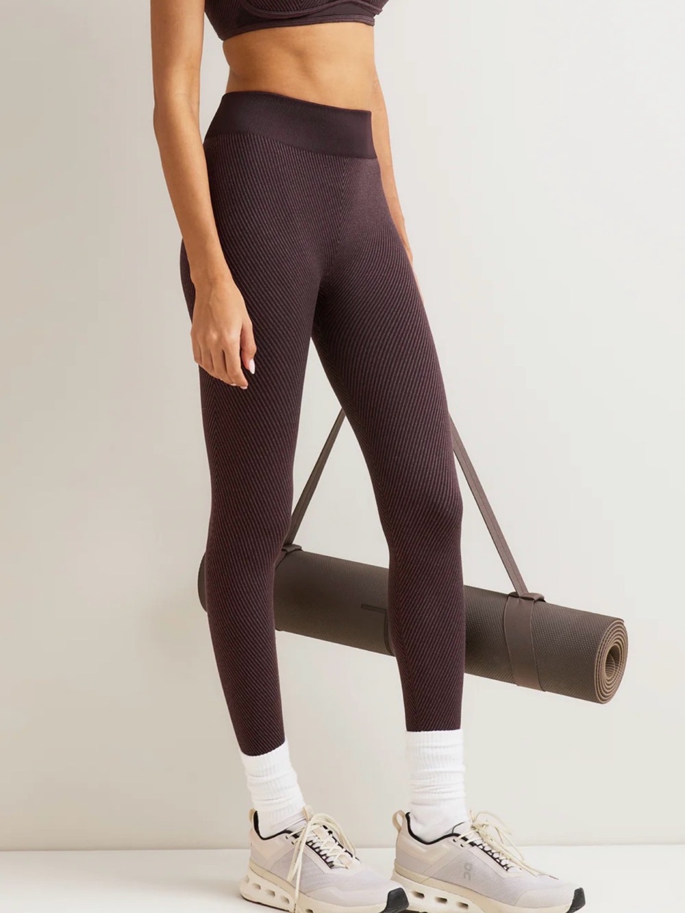 Seamless Ribbed High-Waist Leggings and Corset Top Dark Purple/Brown